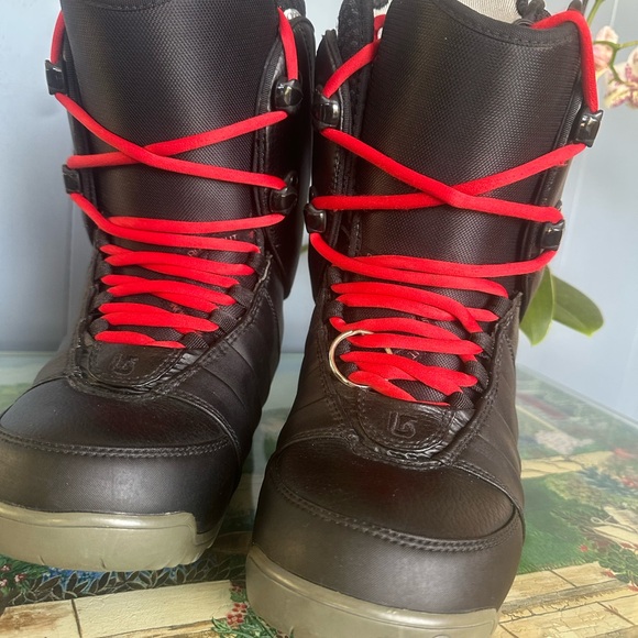 Burton Black and Red Women's Supreme Snowboard Boots - Picture 9 of 11
